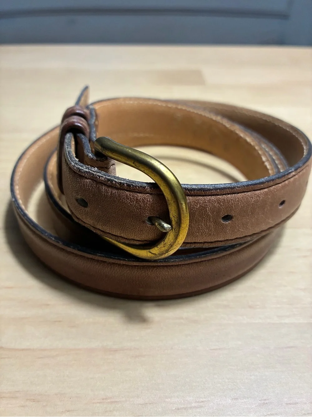 Levi's Vintage Made in USA Tan Brown Leather Belt with Brass-Tone Buckle 40”